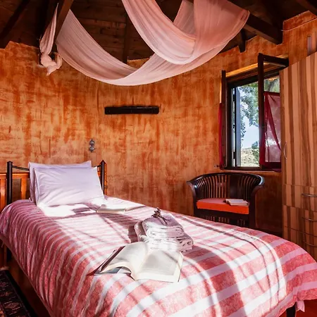 Vintage Stone House Where Calm Lives Amarianos