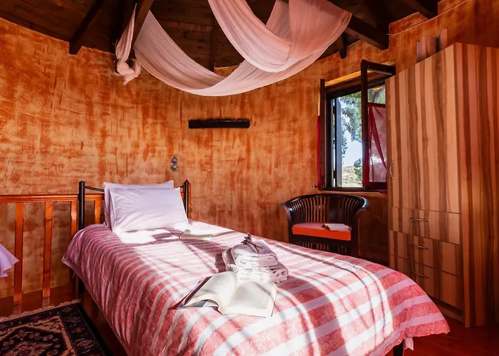 Vintage Stone House Where Calm Lives Amarianos